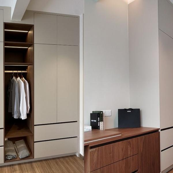 Kaia Wardrobe
